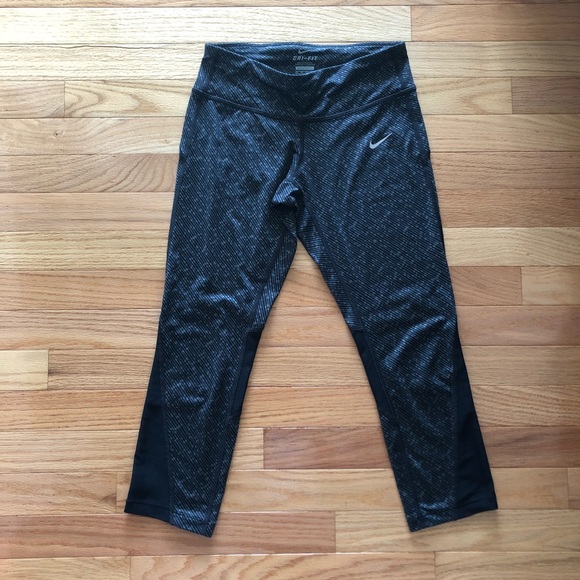 Nike Mesh Crop Tights - Picture 4 of 5